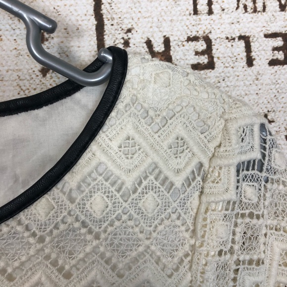 Talbots Shell Top - Picture 2 of 6